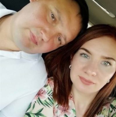 Александр Волков с супругой